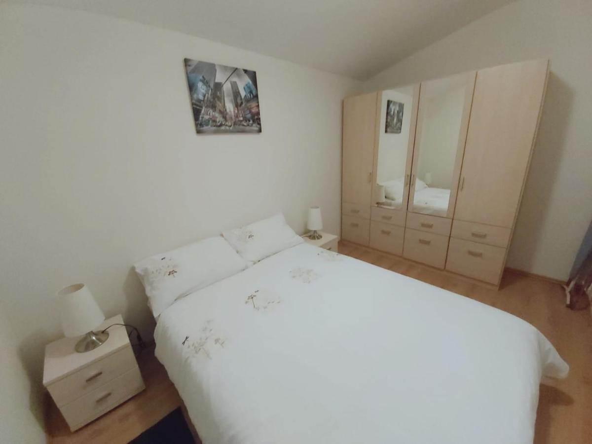 Mountain Village Apartment Pinewood *** Vyšné Ružbachy Kültér fotó